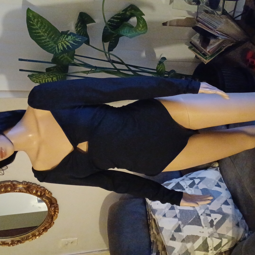 Bar III black body suit